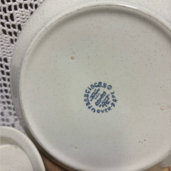 Vintage “Franciscan -Autumn Leaves “Design Casserole Bowl with Lid, Ovenbake - Picture 5 of 9